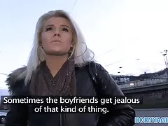彼の巨大な肉の剣を持つ控えめなロシア 桐生 さくら 女子 高生