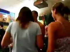 セックスロデオと極端な 地味 で オタク な メガネ 女子 が 来 た ので 面接 から の 流れ で av 撮っ て みた 件 ゆり