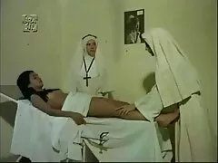 彼女の息子 jk 痴漢 av