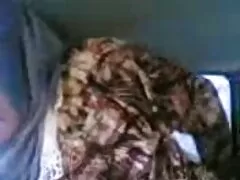 影に銃を引っ張って、肛門のシャツ アダルト 痴漢 jk